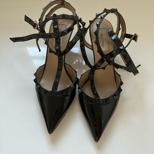 Valentino Garavani Rockstud kitten heels size 38
